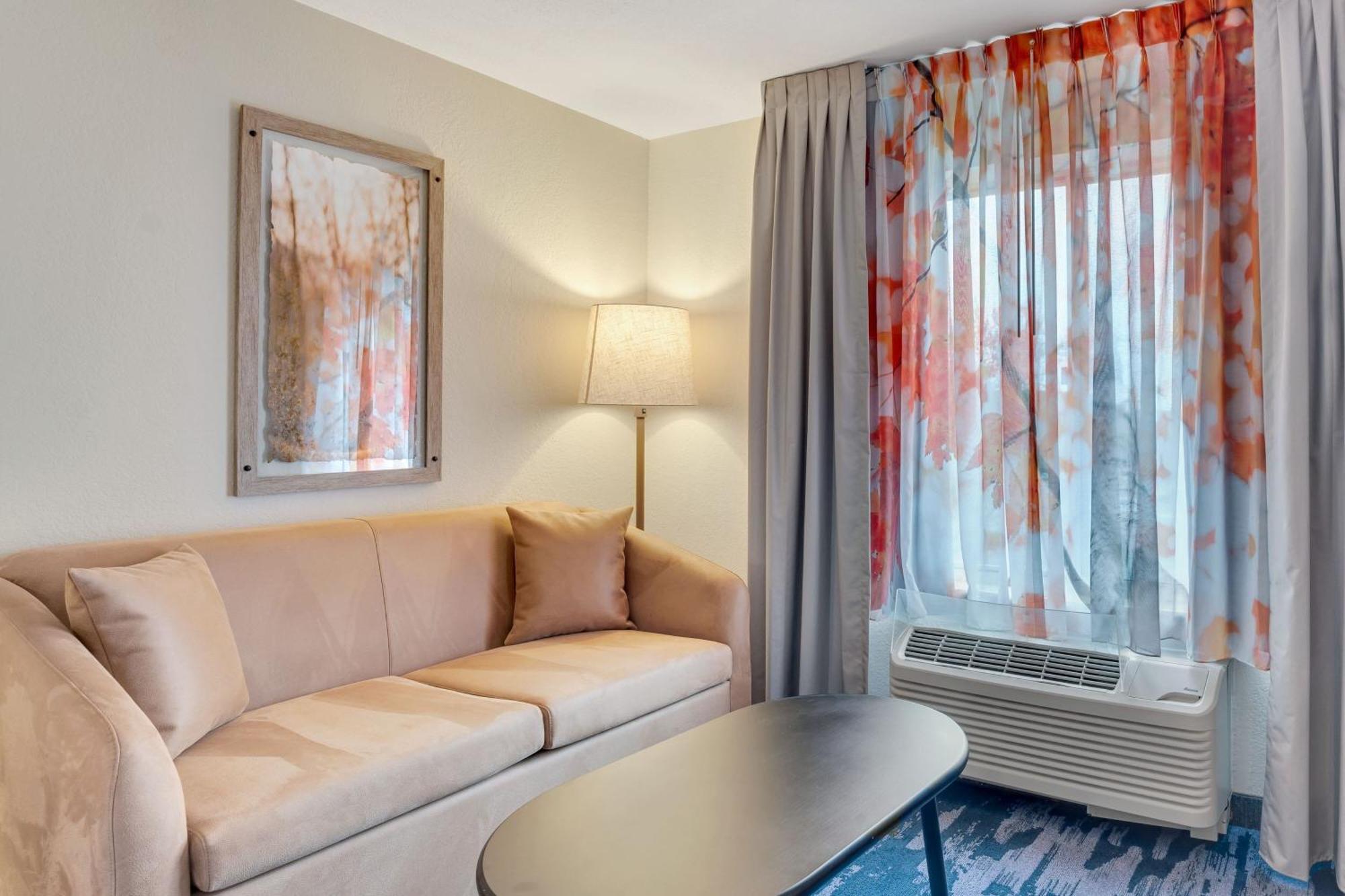 Fairfield Inn & Suites Fredericksburg Dış mekan fotoğraf