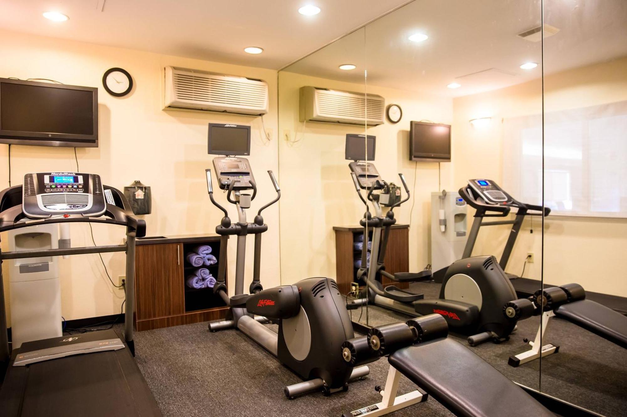 Fairfield Inn & Suites Fredericksburg Dış mekan fotoğraf